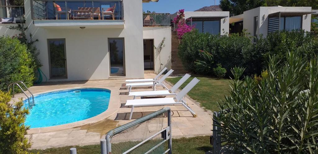 009 / Yalıkavak’ta Muhteşem Deniz Manzaralı Daire